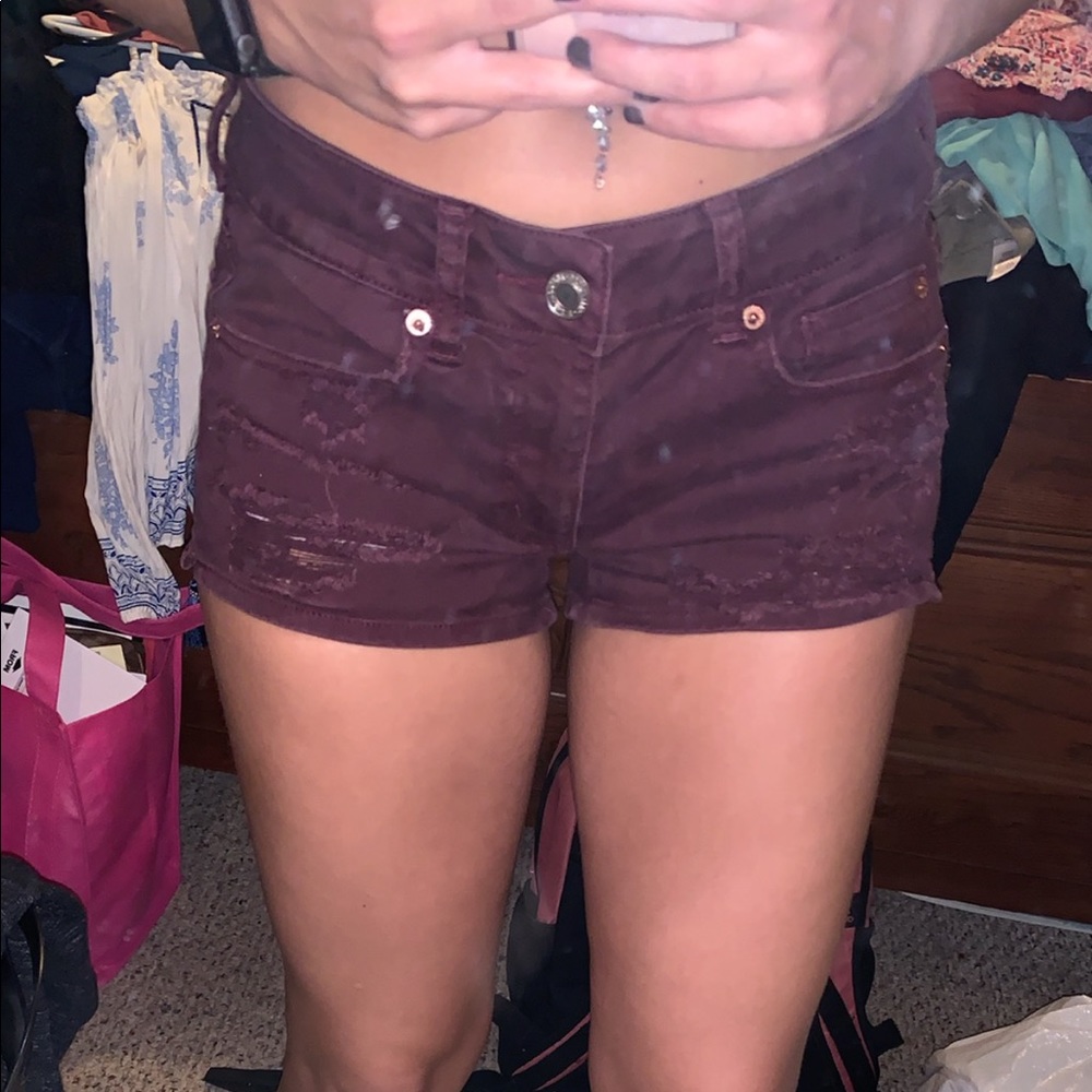 Maroon American eagle shorts